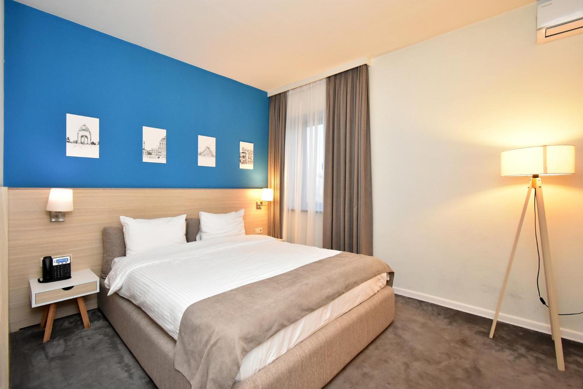 In City Hotel Erywań Zewnętrze zdjęcie