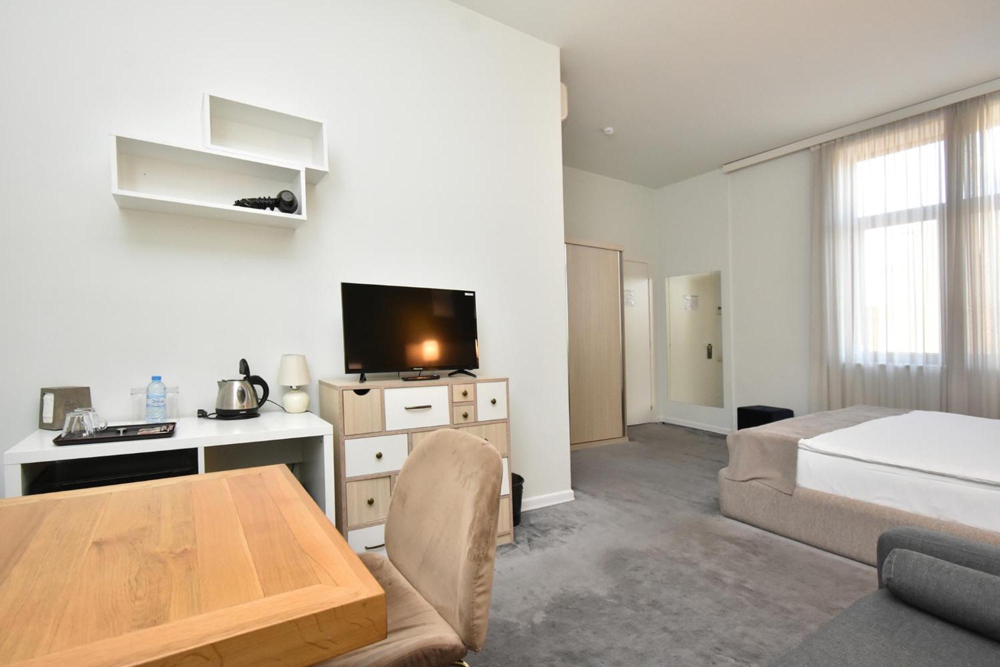In City Hotel Erywań Zewnętrze zdjęcie